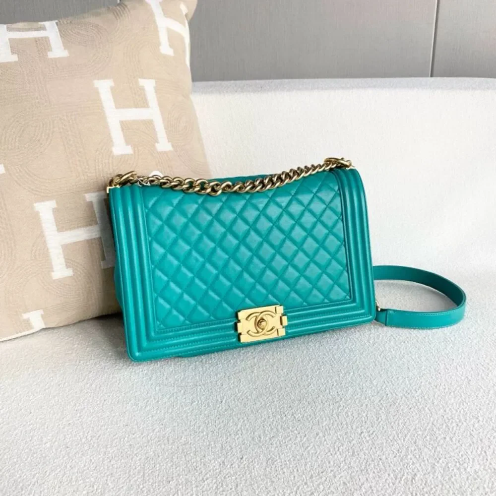 Chanel Women Pre-Loved Bag Very Good Condition